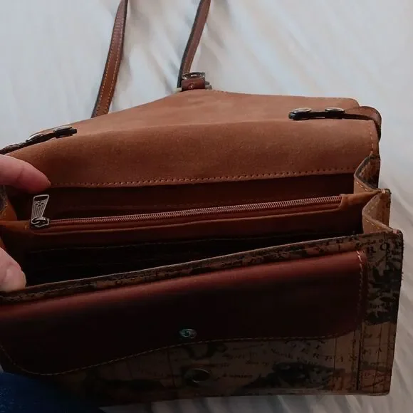 Patricia Nash  - Picture 7 of 11